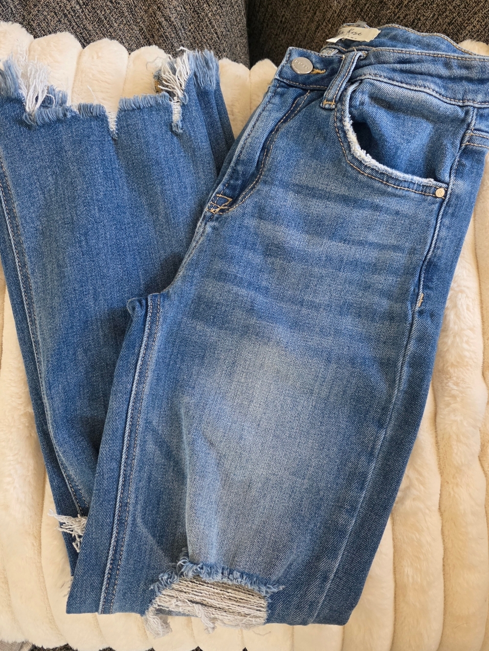 Risen Ready For Anything Crop Jeans Women's Distressed 1/25